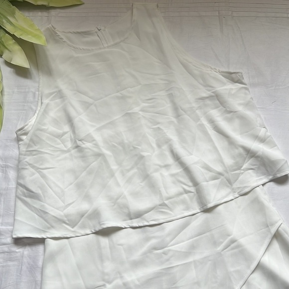 ⭐️tiered Asymmetrical Overlay Loose Fitting Romper⭐️ - Picture 5 of 8